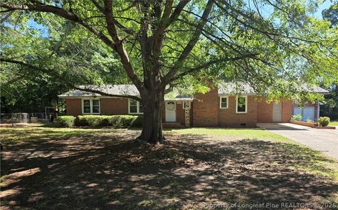 Photo of 1427 Valencia Court, Fayetteville, NC 28303 (MLS # 762505)