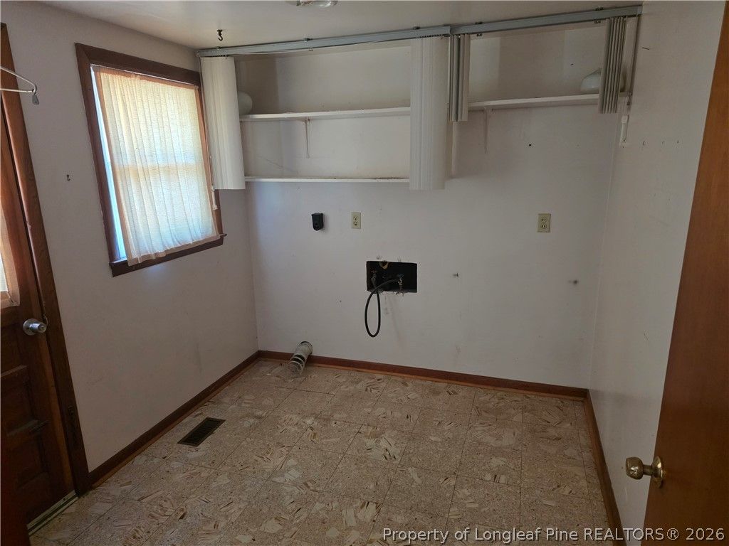 Photo of 1427 Valencia Court, Fayetteville, NC 28303 (MLS # 762505)