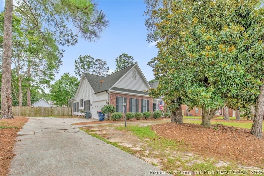 Photo of 5437 Labrador Drive, Hope Mills, NC 28348 (MLS # 767212)