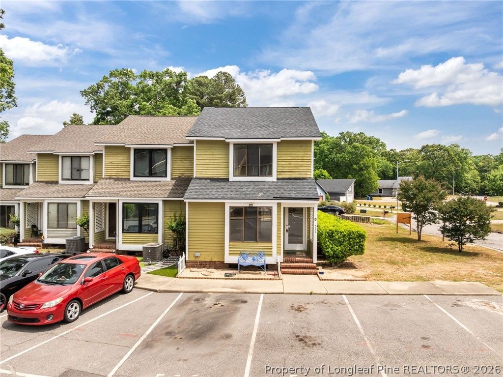 Photo of 511 Cypress Trace Drive, Fayetteville, NC 28314 (MLS # 761341)