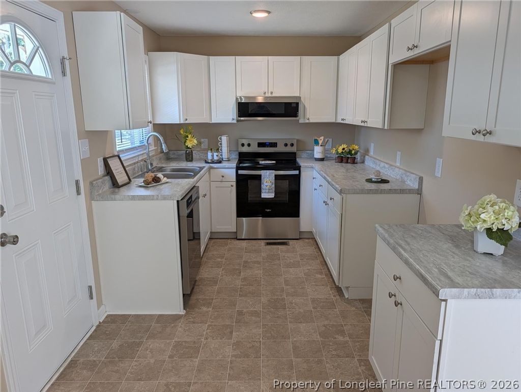 Photo of 808 Weiss Avenue, Fayetteville, NC 28305 (MLS # 763860)