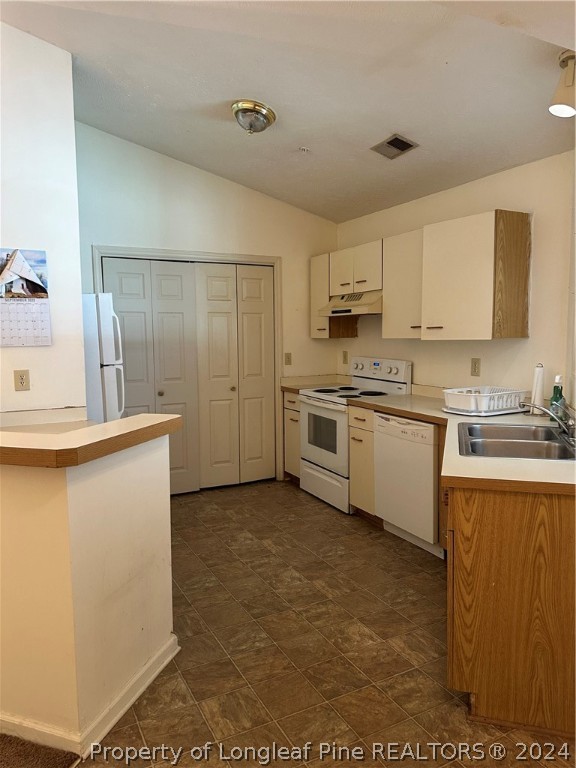 6716 Willowbrook Drive 8