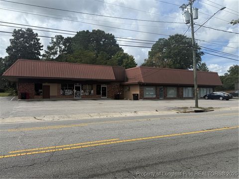 Photo of 314 E 4th Avenue, Red Springs, NC 28377 (MLS # 751301) Photo of 314 E 4th Avenue, Red Springs, NC 28377 (MLS # 751301)