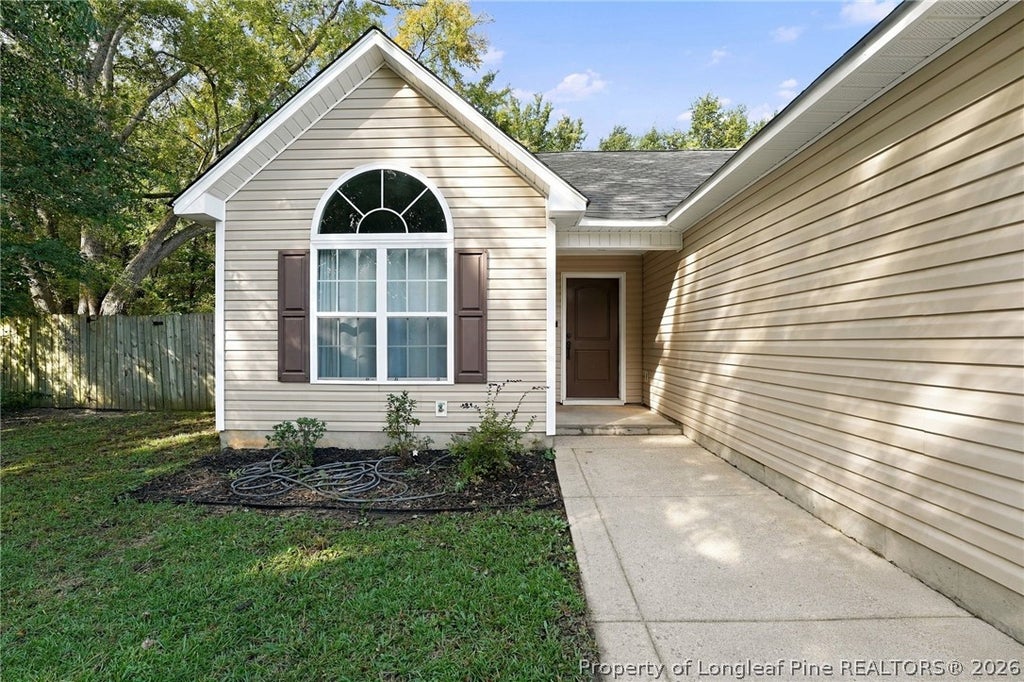 Photo of 108 Kestrel Court, Raeford, NC 28376 (MLS # 770661)