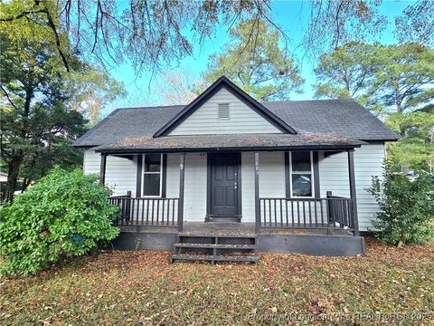 Photo of 209 Puritan Street, Fayetteville, NC 28306 (MLS # 753051)