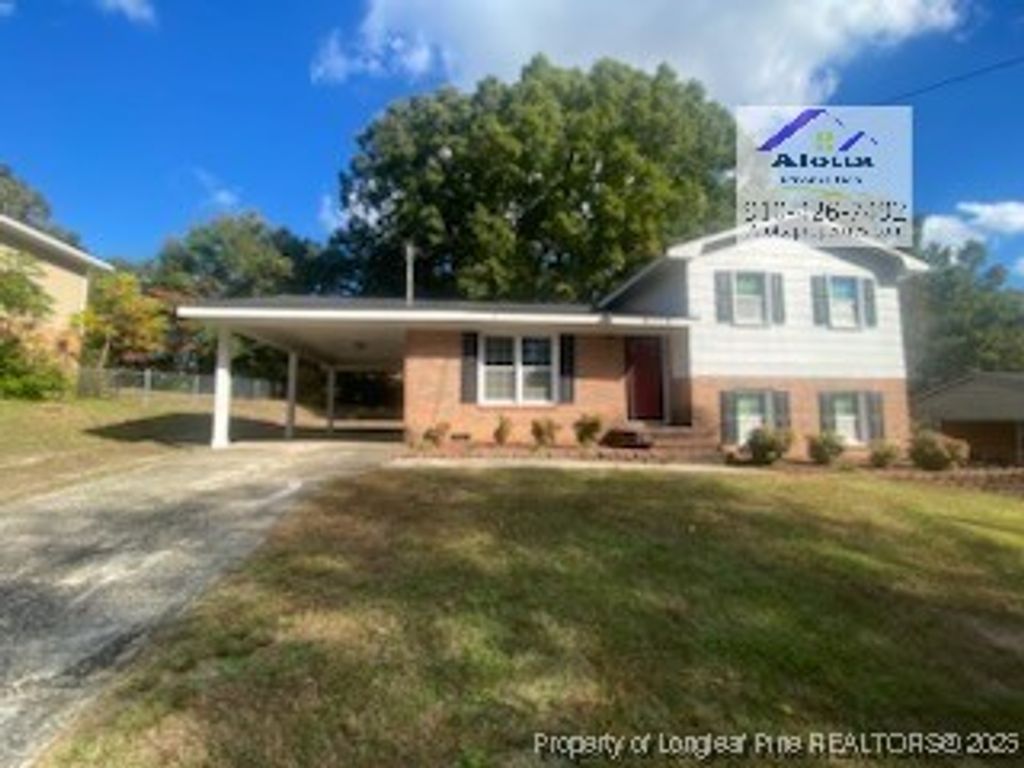 Photo of 6114 Regis Court, Fayetteville, NC 28314 (MLS # 752712)