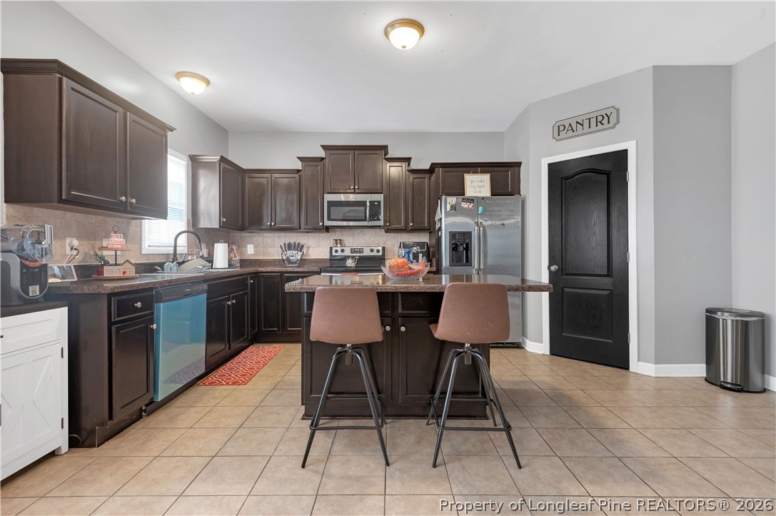 629 Pecan Grove Loop