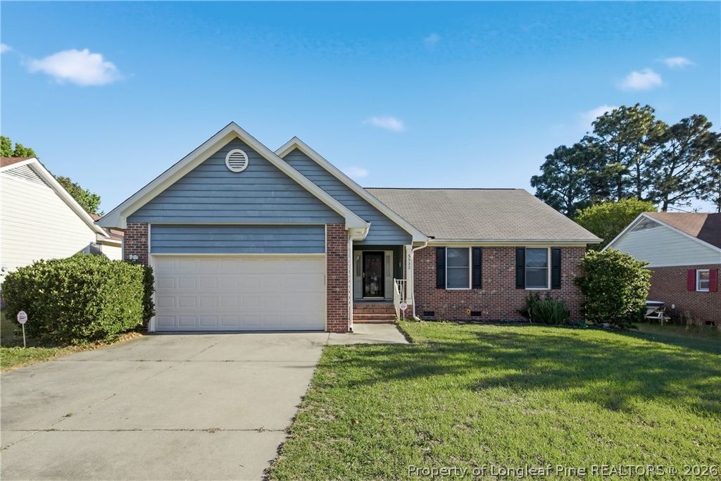 Photo of 5532 Bear Creek Circle, Fayetteville, NC 28304 (MLS # 762107)