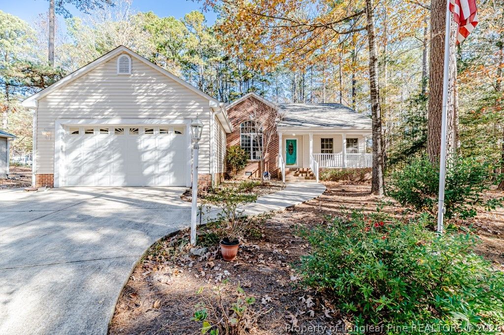 Photo of 4023 Kitten Cove, Sanford, NC 27332 (MLS # 757801)