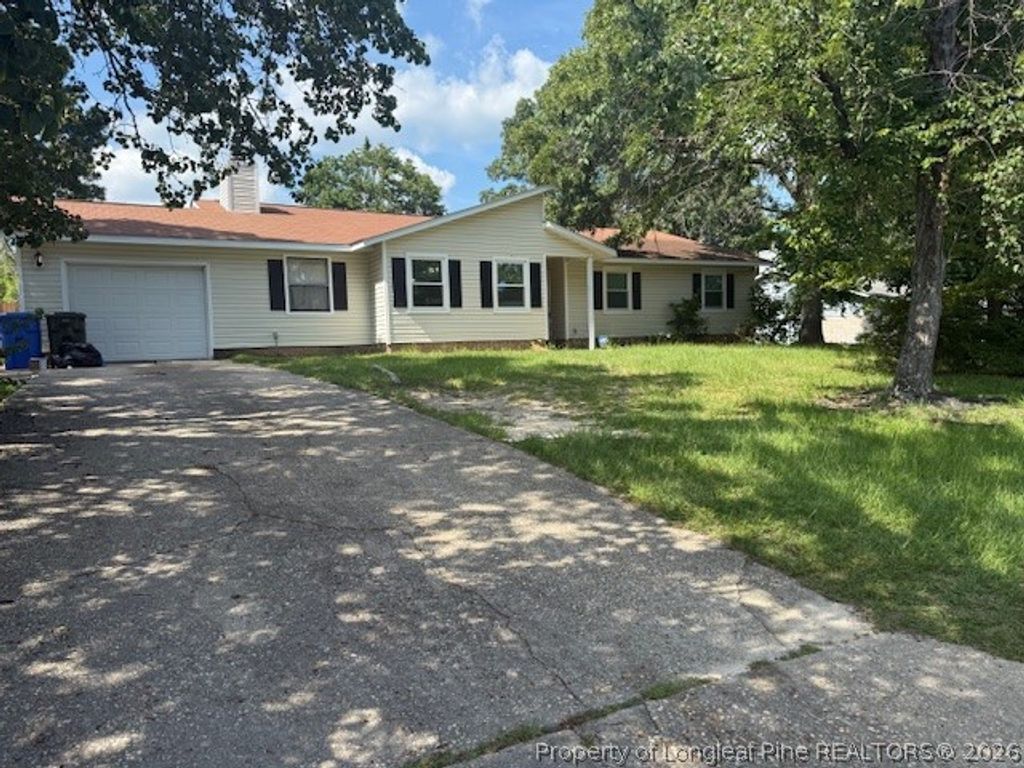 Photo of 6842 Buttermere Drive, Fayetteville, NC 28314 (MLS # 757014)