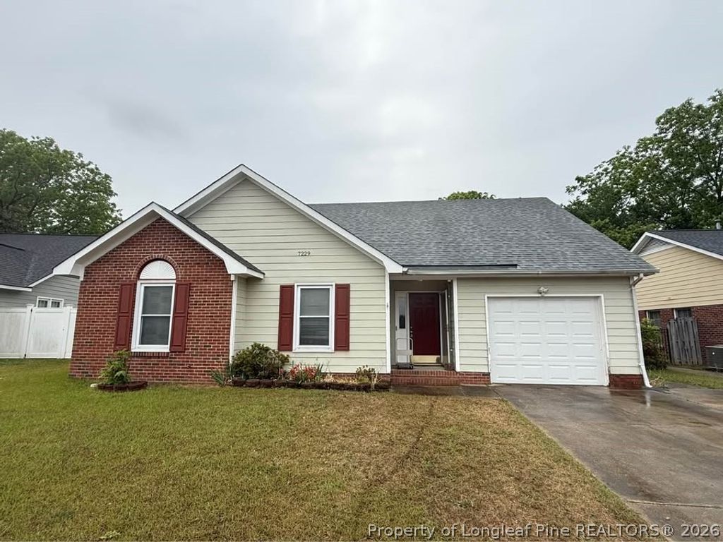 Photo of 7229 Tollhouse Drive, Fayetteville, NC 28314 (MLS # 762561)
