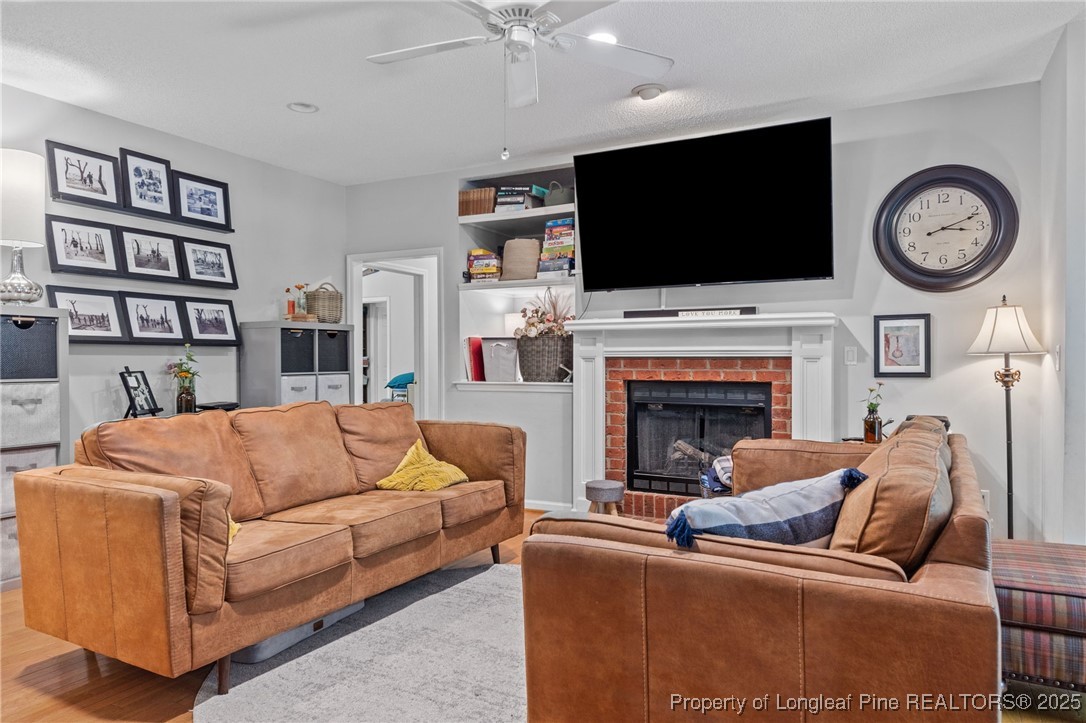 109 Sweetbriar Court