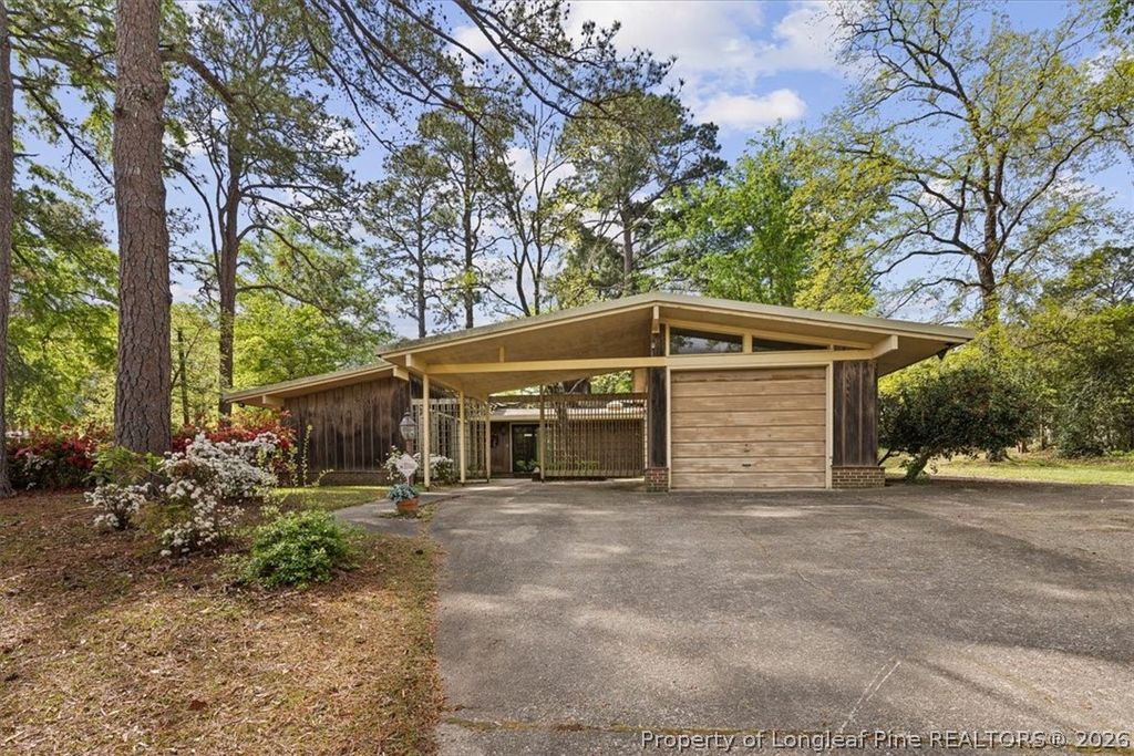 Photo of 220 Vivian Drive, Fayetteville, NC 28311 (MLS # 760196)