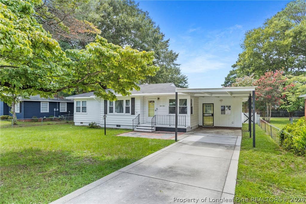 Photo of 812 Poplar Drive, Fayetteville, NC 28304 (MLS # 767898)