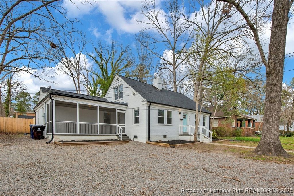 Photo of 506 Cross Street, Sanford, NC 27330 (MLS # 751610)