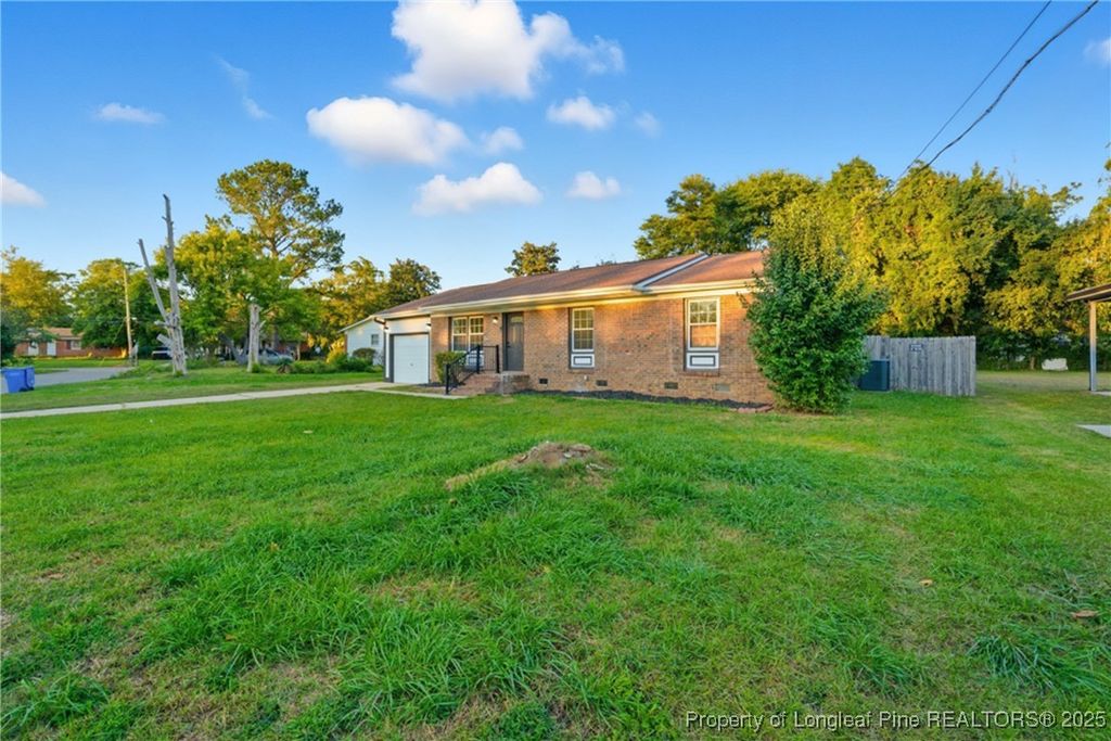 Photo of 403 Atwell Drive, Fayetteville, NC 28314 (MLS # 751970)