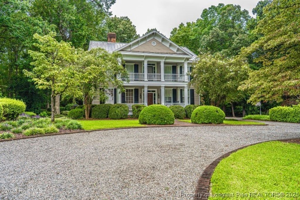 Photo of 11102 Old Johns Road, Laurinburg, NC 28352 (MLS # 751830)