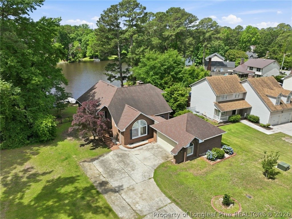 Photo of 621 Georgetown Circle, Fayetteville, NC 28314 (MLS # 763117)