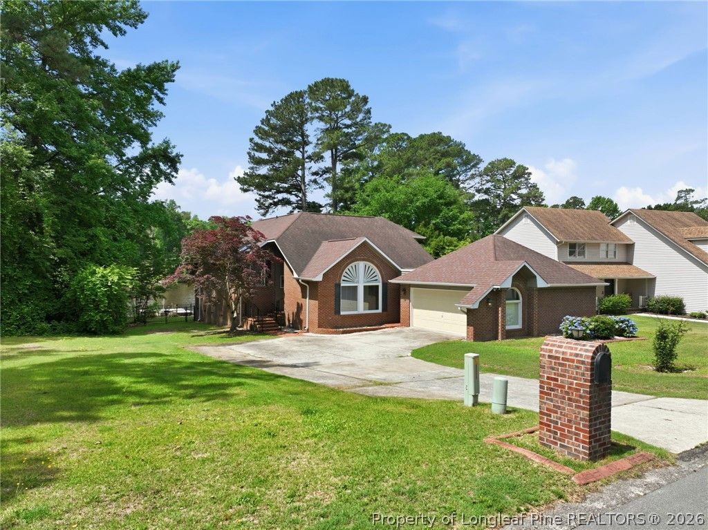 Photo of 621 Georgetown Circle, Fayetteville, NC 28314 (MLS # 763117)