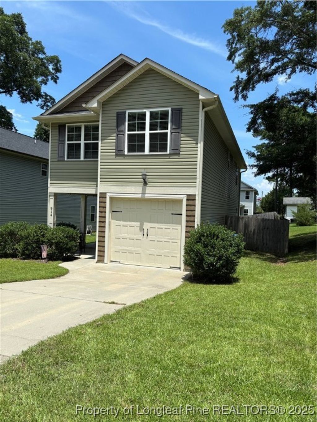 Photo of 914 W Rowan Street, Fayetteville, NC 28301 (MLS # 752071)