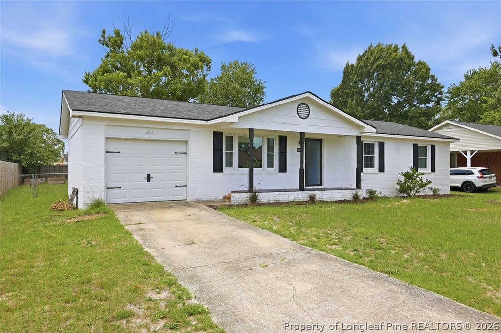 Photo of 1006 XAVIER Drive, Fayetteville, NC 28311 (MLS # 765340)