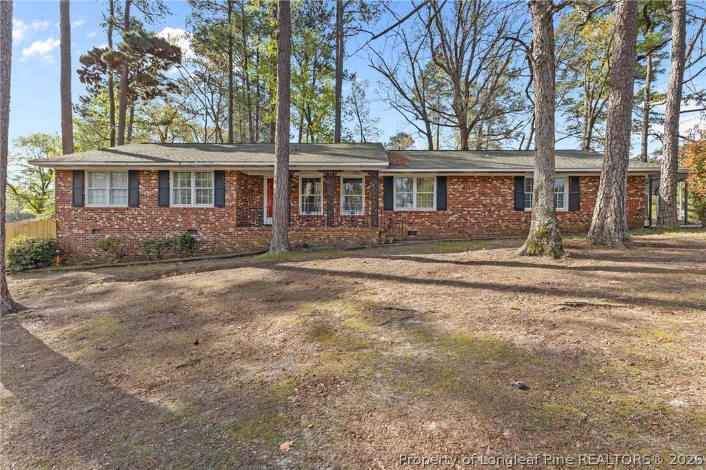 Photo of 2125 Forest Hills Drive, Fayetteville, NC 28303 (MLS # 760405)