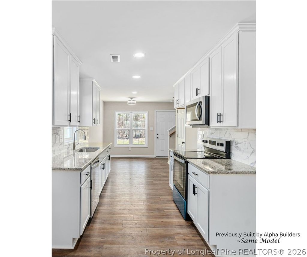 Photo of 973 Martin Road, St Pauls, NC 28384 (MLS # 762981)