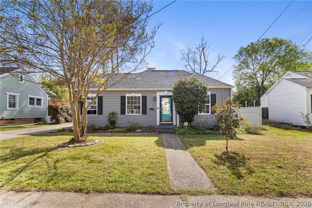 Photo of 1419 Summitt Avenue, Fayetteville, NC 28305 (MLS # 759824)