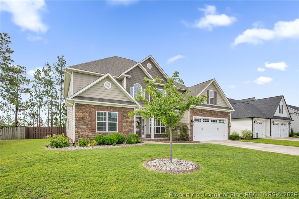 Photo of 2945 Cragburn Place, Fayetteville, NC 28306 (MLS # 766101)