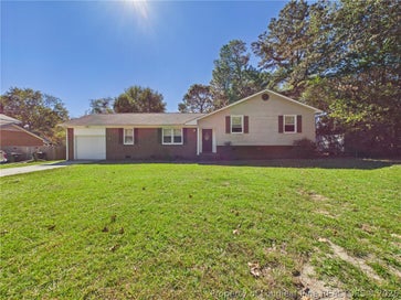 5702 Lochness Court Fayetteville NC 28304