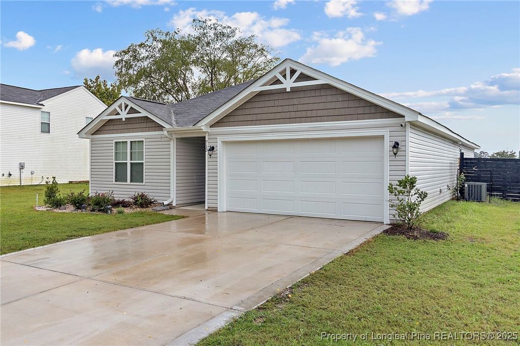 Photo of 713 Caelin Farms Road, Spring Lake, NC 28390 (MLS # 748672)