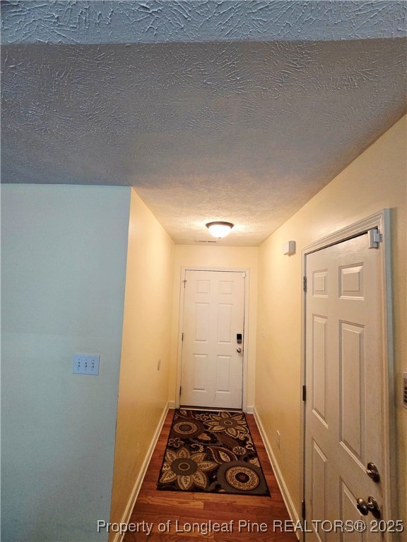 2216 Cliff Swallow Drive