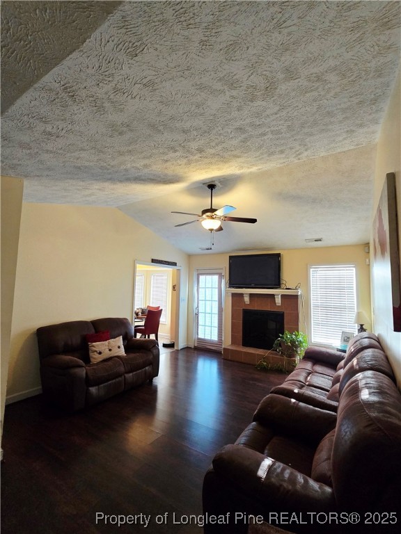 2216 Cliff Swallow Drive