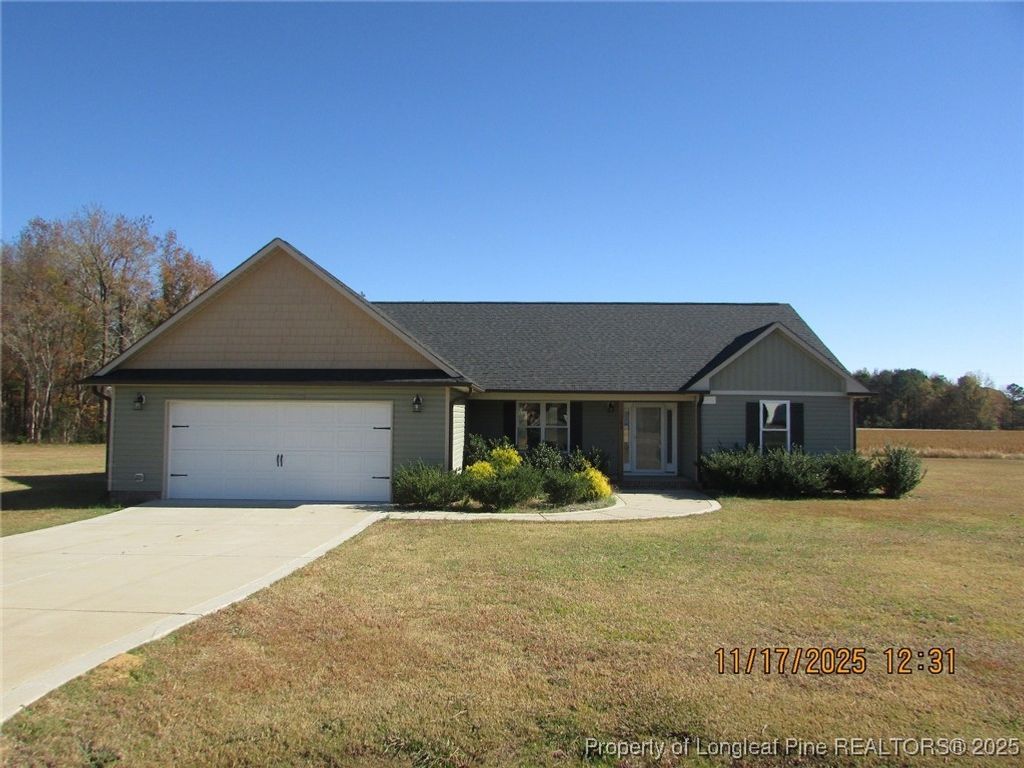 Photo of 109 Hawks Croft Court, Erwin, NC 28339 (MLS # 754402)