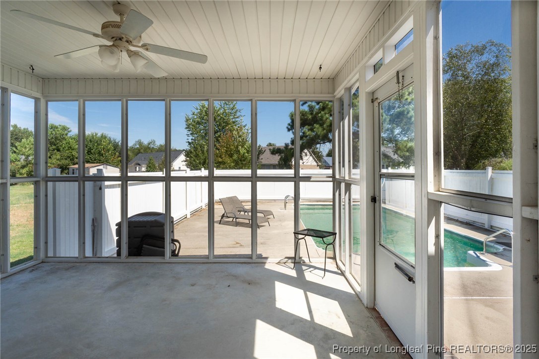 Hope Mills, North Carolina 28348, United States, 3 Bedrooms Bedrooms, ,3 BathroomsBathrooms,Residential,Active,212335