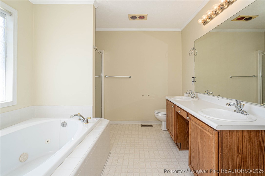 Hope Mills, North Carolina 28348, United States, 3 Bedrooms Bedrooms, ,3 BathroomsBathrooms,Residential,Active,212335