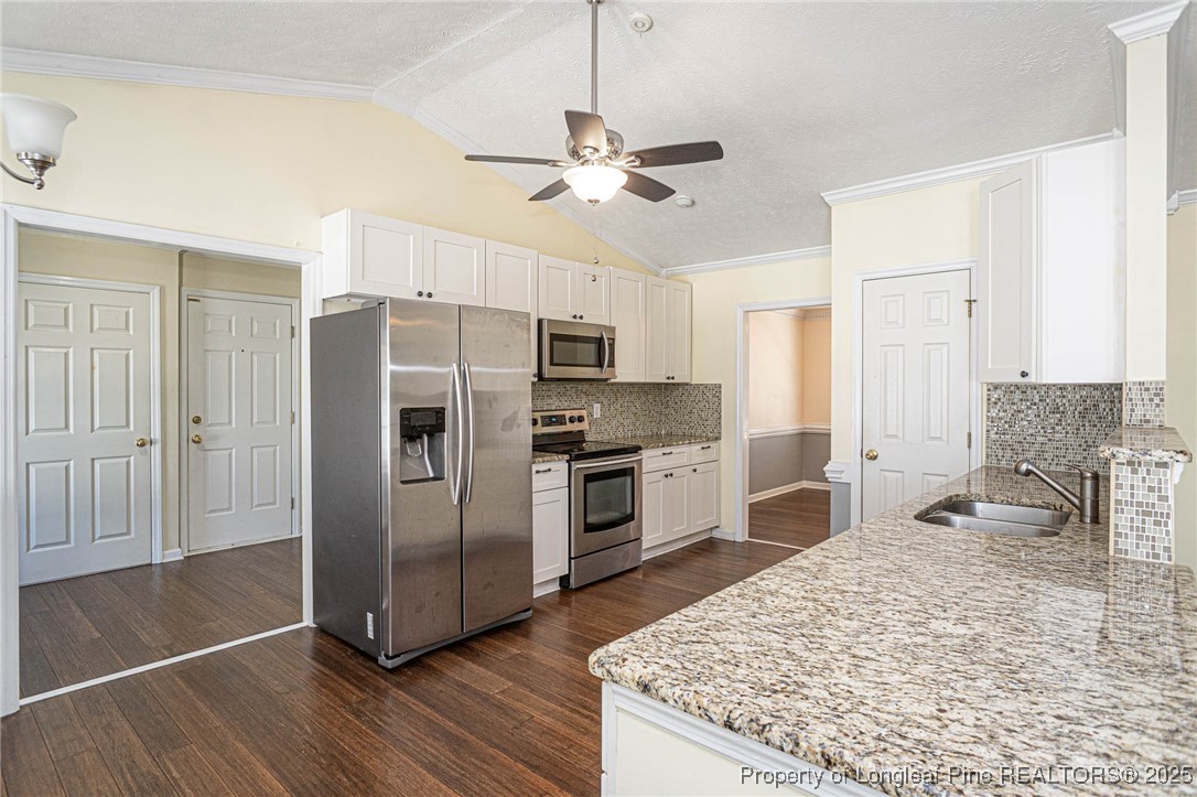 Hope Mills, North Carolina 28348, United States, 3 Bedrooms Bedrooms, ,3 BathroomsBathrooms,Residential,Active,212335