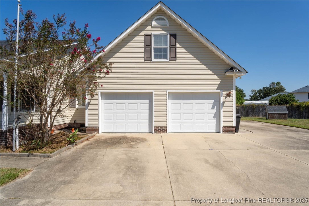 Hope Mills, North Carolina 28348, United States, 3 Bedrooms Bedrooms, ,3 BathroomsBathrooms,Residential,Active,212335