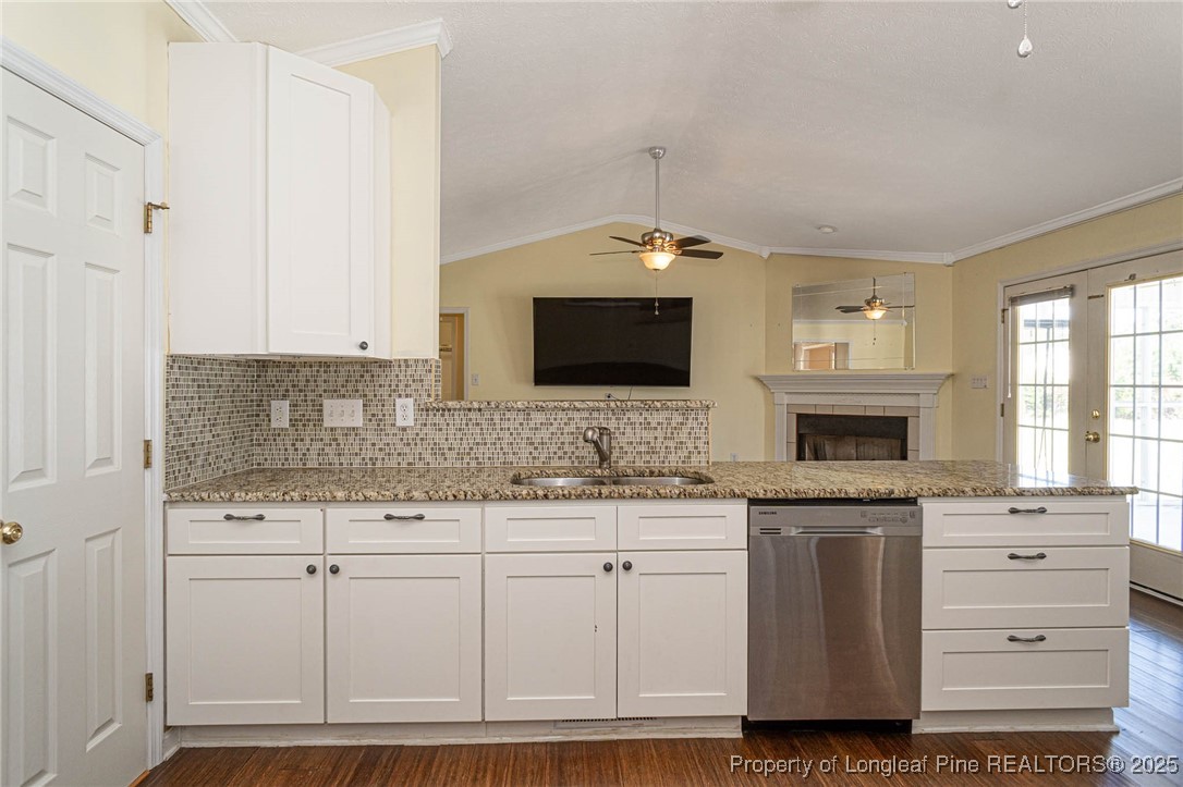 Hope Mills, North Carolina 28348, United States, 3 Bedrooms Bedrooms, ,3 BathroomsBathrooms,Residential,Active,212335