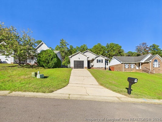 317 ABBOTTSWOOD DR, FAYETTEVILLE, NC 28301 - Image 8e9e7b9cdd9cc8ccfc927b2a1fa2c87e/971254712