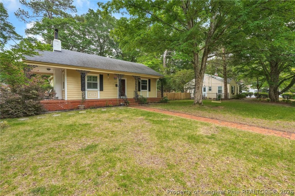 Photo of 614 Pearl Street, Fayetteville, NC 28303 (MLS # 761120)