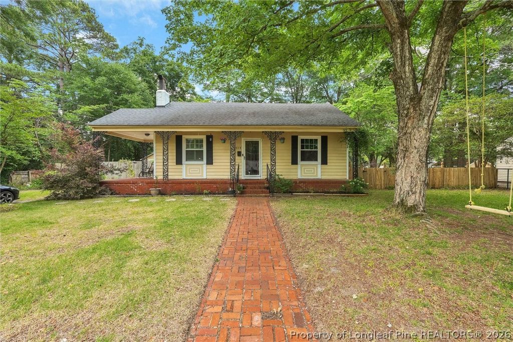 Photo of 614 Pearl Street, Fayetteville, NC 28303 (MLS # 761120)