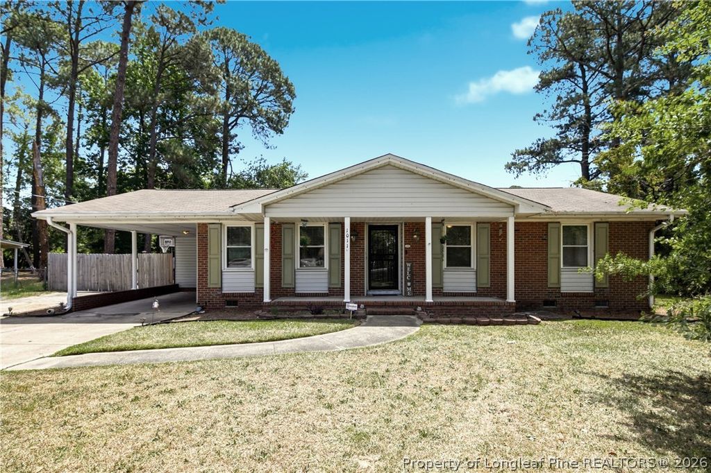 Photo of 1011 Bingham Drive, Fayetteville, NC 28304 (MLS # 764370)