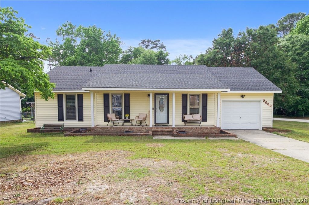 Photo of 2600 Quail Forest Drive, Fayetteville, NC 28306 (MLS # 761956)