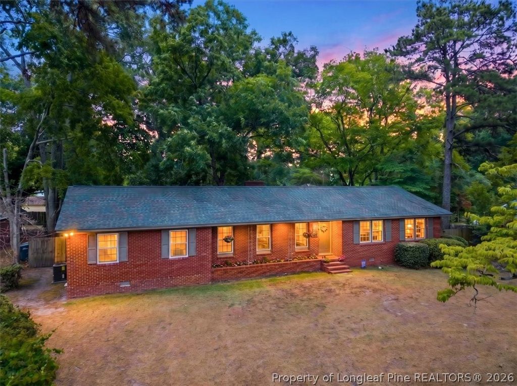 Photo of 3847 S Main Street, Hope Mills, NC 28348 (MLS # 764773)