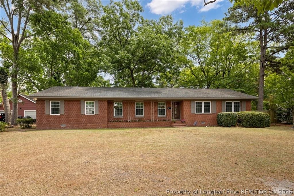 Photo of 3847 S Main Street, Hope Mills, NC 28348 (MLS # 764773)