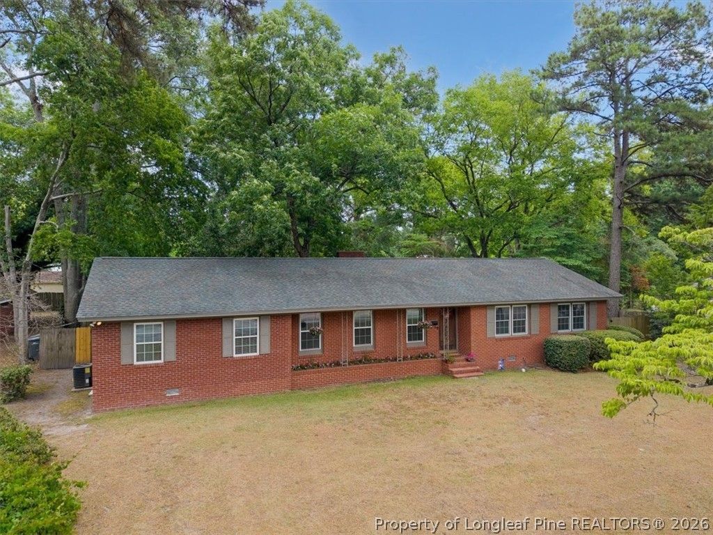 Photo of 3847 S Main Street, Hope Mills, NC 28348 (MLS # 764773)
