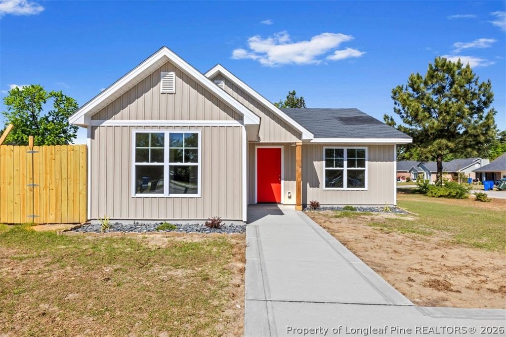 Photo of 2200 Horsechesnut Place, Fayetteville, NC 28304 (MLS # 760498)