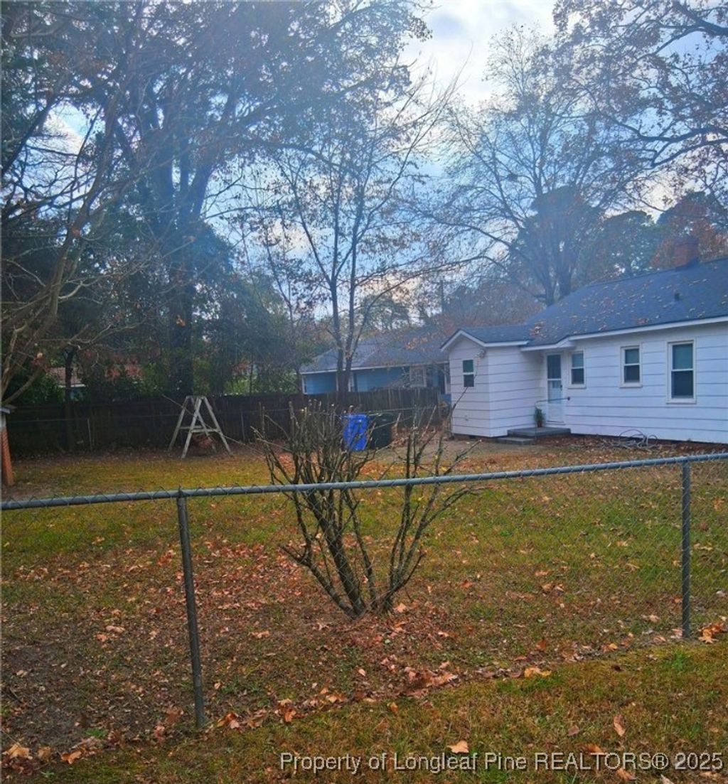 Photo of 501 Roxie Avenue, Fayetteville, NC 28304 (MLS # 754113)