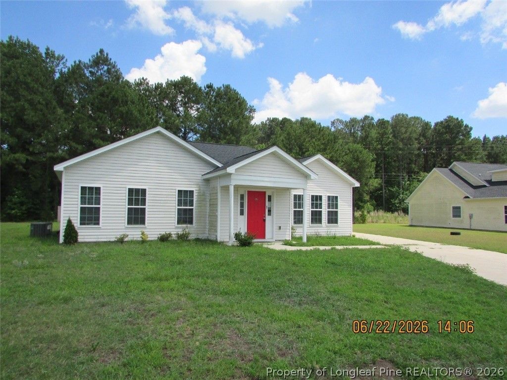 Photo of 171 Miry Creek Lane, Clinton, NC 28328 (MLS # 764965)